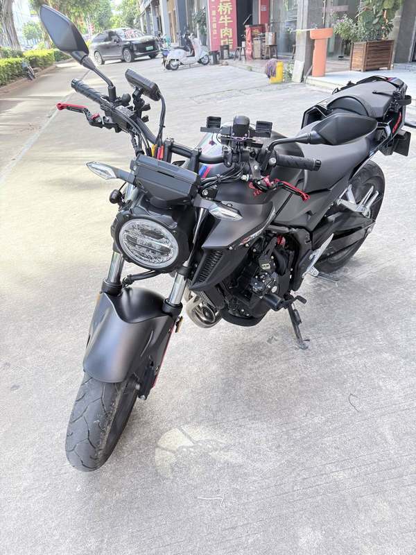 本田WING CB400F