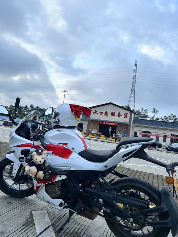 QJMOTOR 赛250