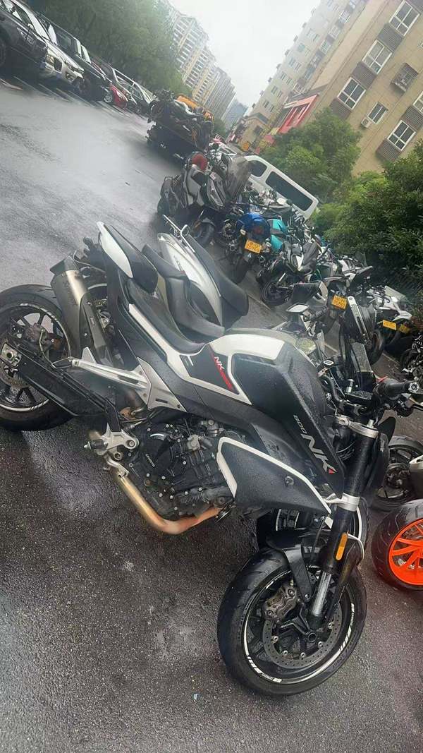 春风 800NK