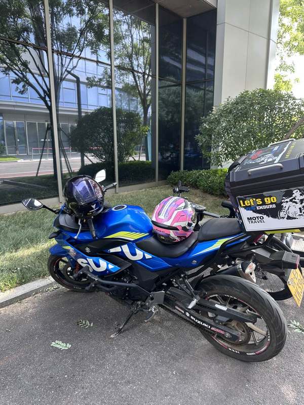 豪爵铃木 GSX250R