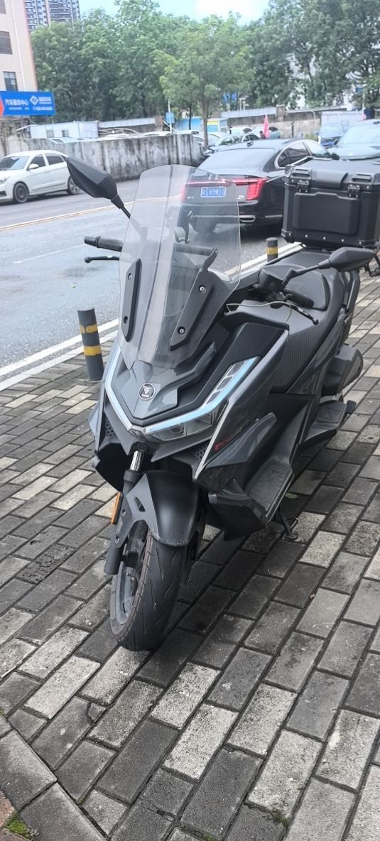 无极 SR250GT