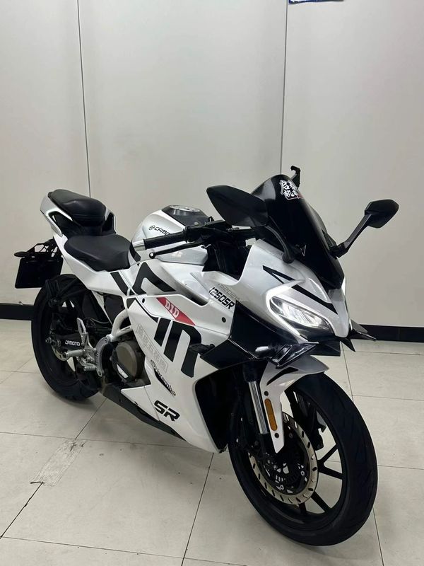 春风 250SR