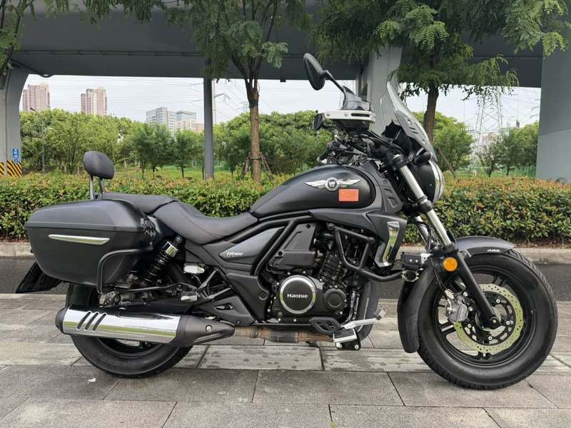 豪爵 TR300