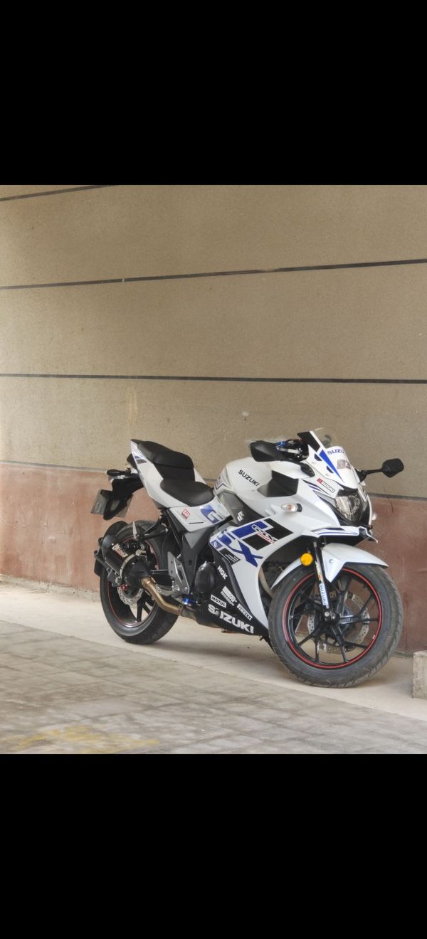 豪爵铃木 GSX250R
