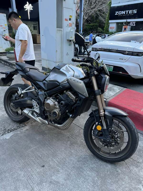 本田DREAMWING CB650R 