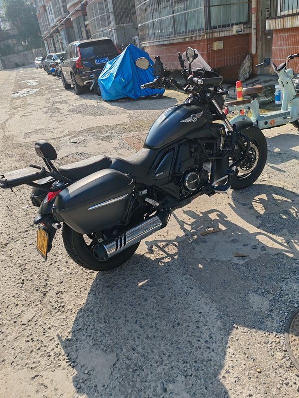 豪爵 TR300