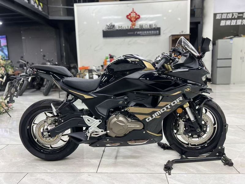 QJMOTOR 赛550