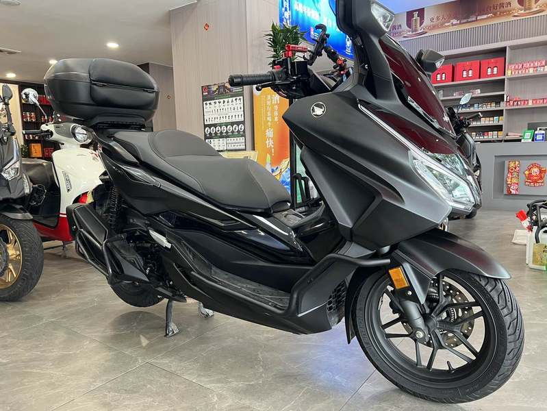 本田WING NSS350