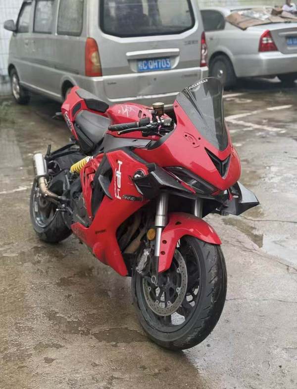 QJMOTOR 赛600