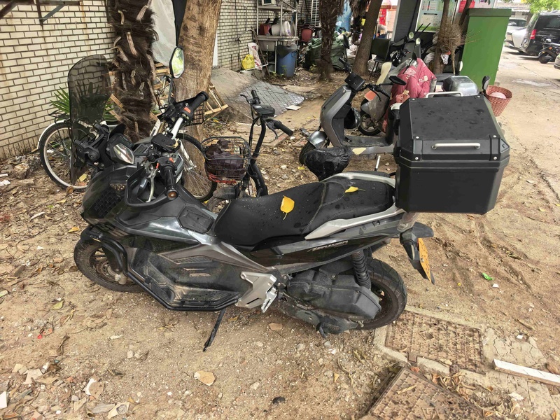 布雷斯通 极宙 ADV150