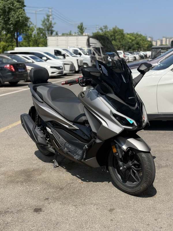 本田WING NSS350