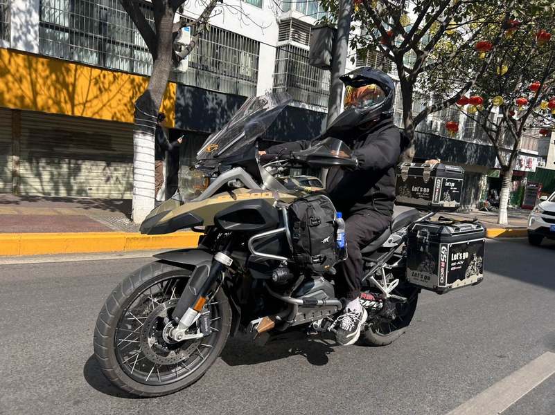 宝马 R 1200 GS