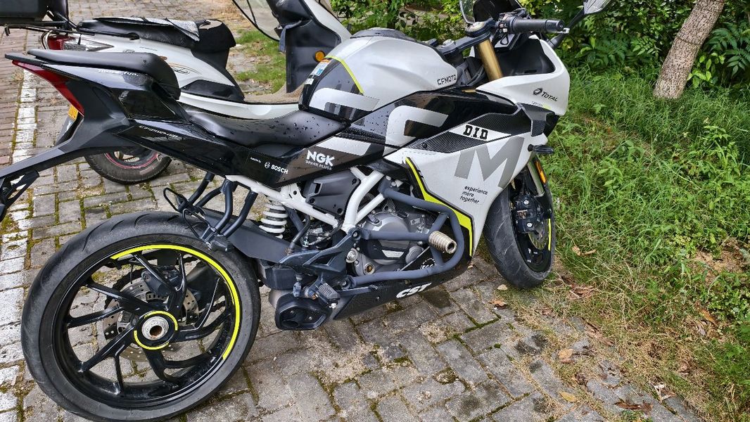 春风 250SR
