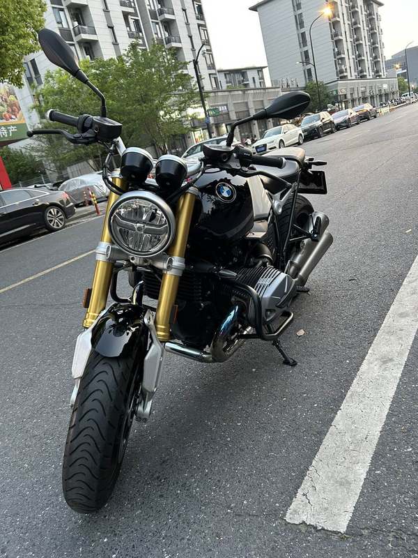 宝马 R NineT