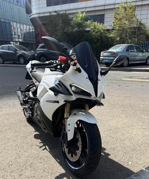 QJMOTOR 赛600
