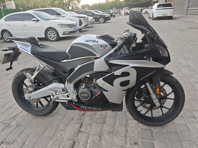 宗申阿普利亚 GPR250R