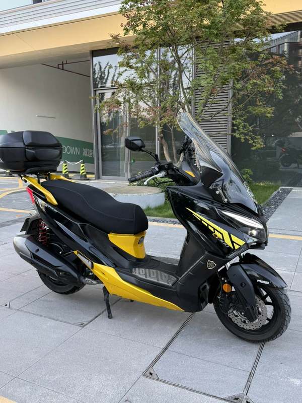 光阳 赛艇 CT300