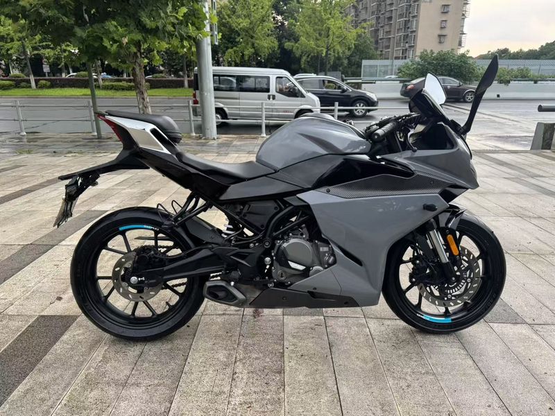 春风 250SR