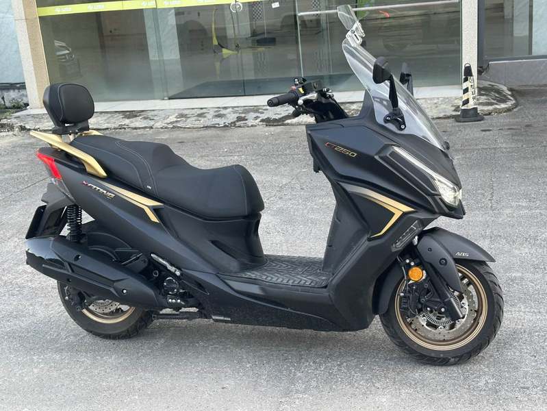 光阳 赛艇 CT250