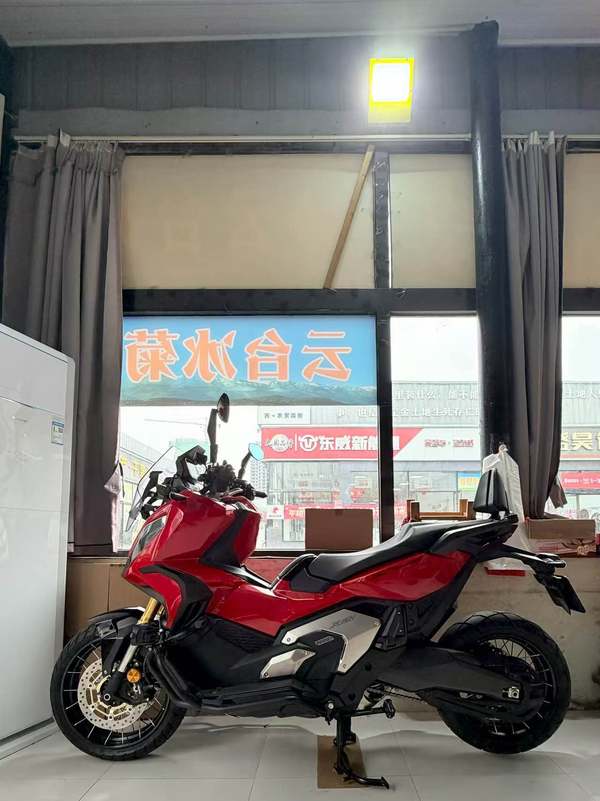 本田DREAMWING X-ADV 750