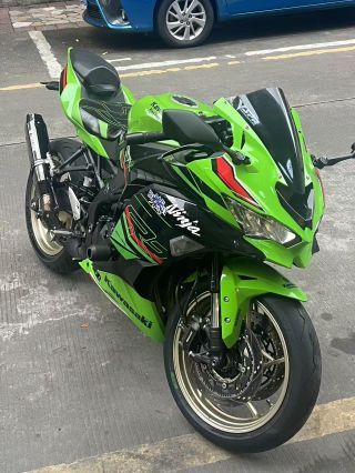 川崎 ZX-4R