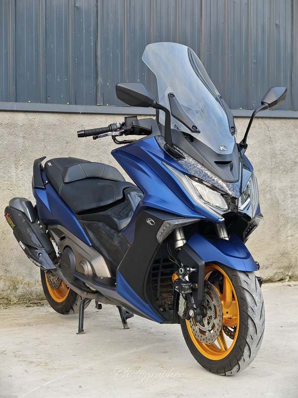 光阳 AK550