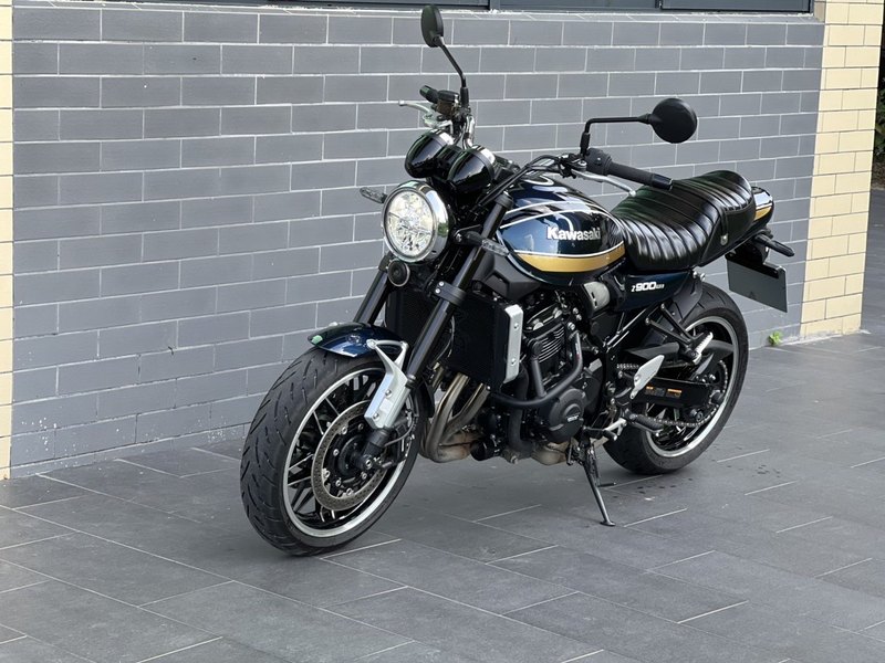 川崎 Z900RS