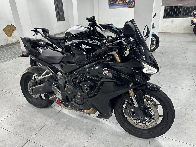 本田DREAMWING CBR650R