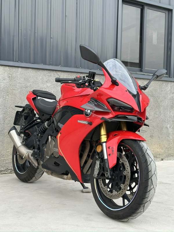 QJMOTOR 赛600