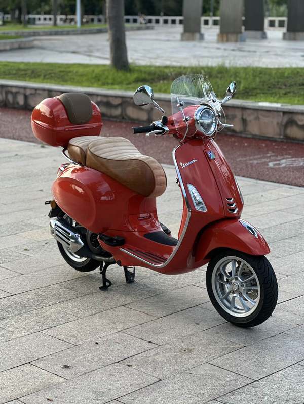 VESPA Primavera 150