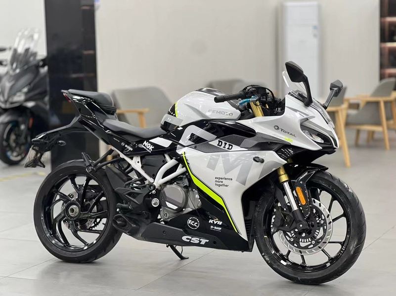 春风 250SR