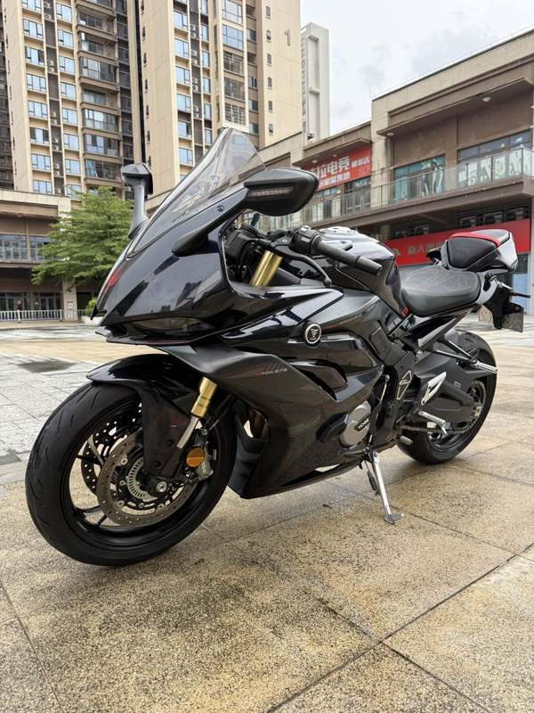 无极 RR660