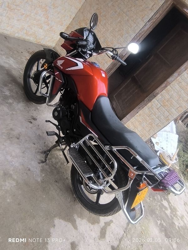 新大洲本田 GL150U