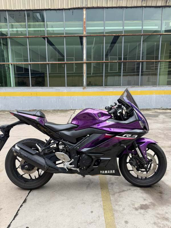 雅马哈 YZF-R3