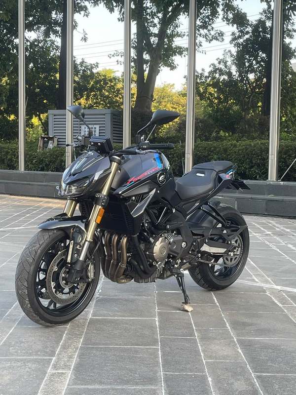 QJMOTOR 追600