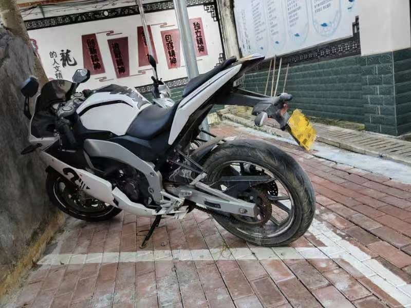 宗申阿普利亚 GPR150R