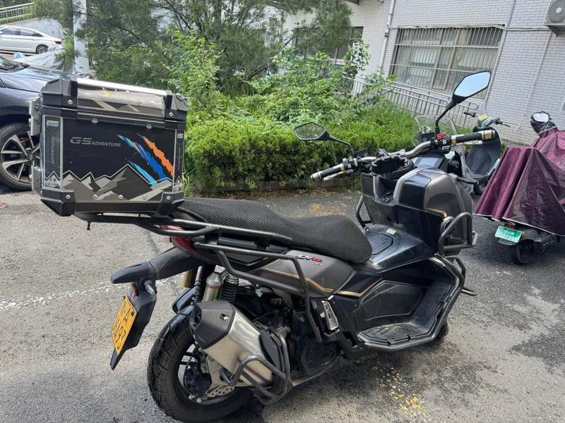 QJMOTOR 鸿150 ADV