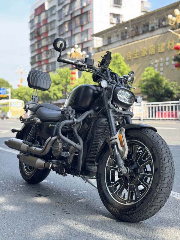 QJMOTOR 闪350