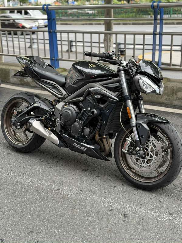 凯旋 Street Triple 765