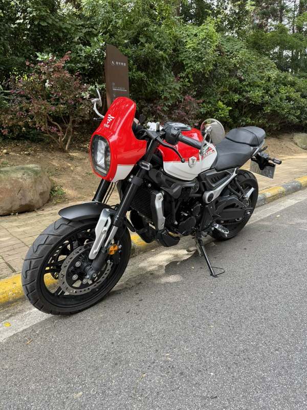 无极 300AC