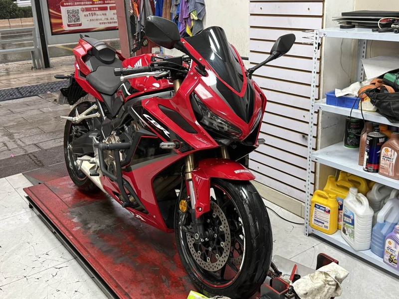 本田DREAMWING CBR650R