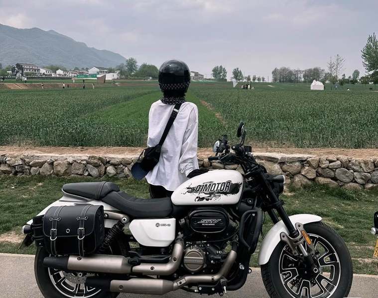 QJMOTOR 闪350