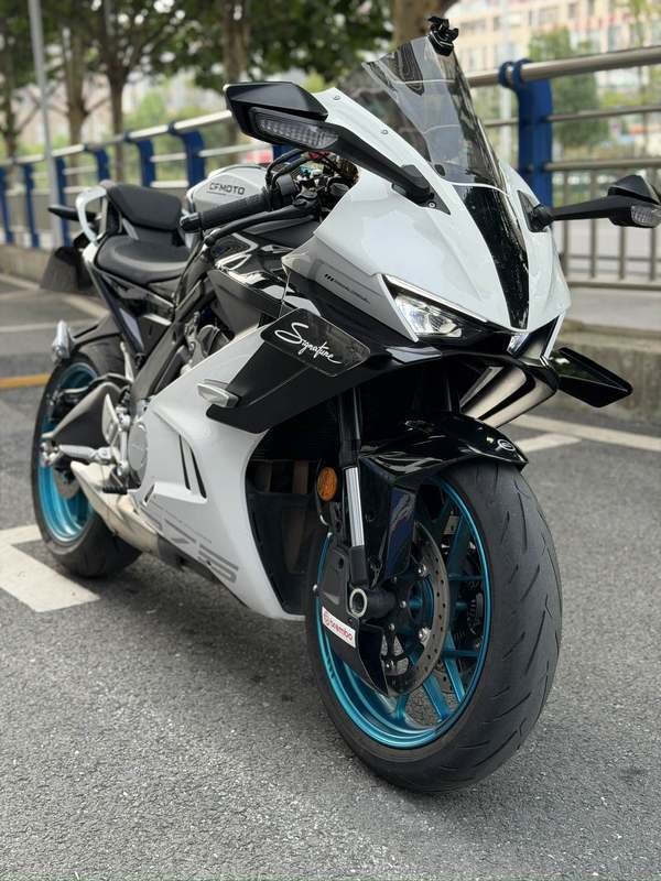 春风 675SR