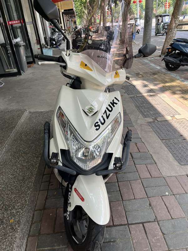 济南铃木 优驿 UE125