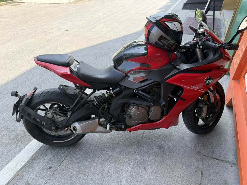 QJMOTOR 赛600