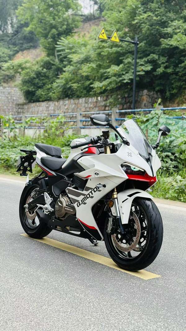 QJMOTOR 赛550