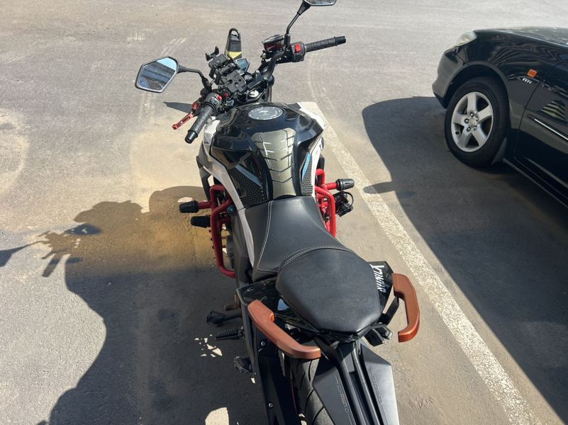 春风 650NK