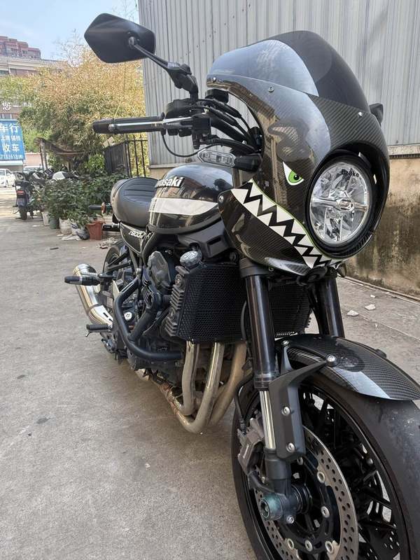 川崎 Z900RS