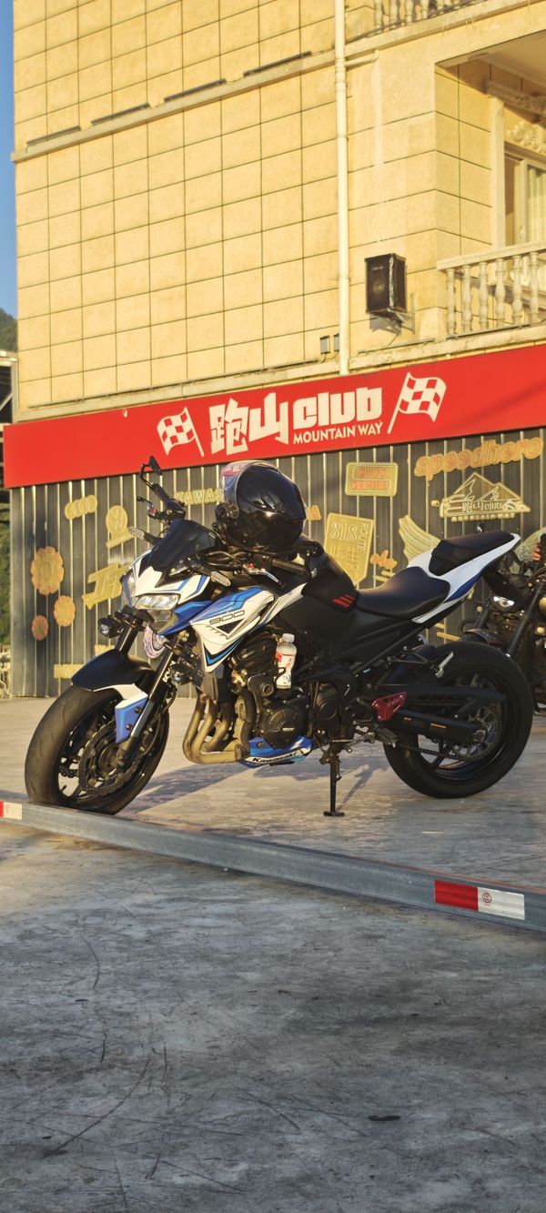 川崎 Z900