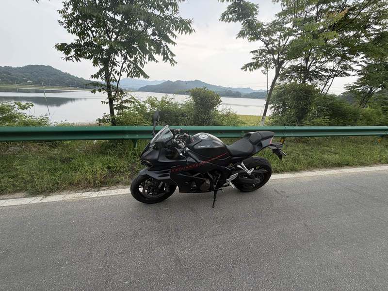 QJMOTOR 赛600